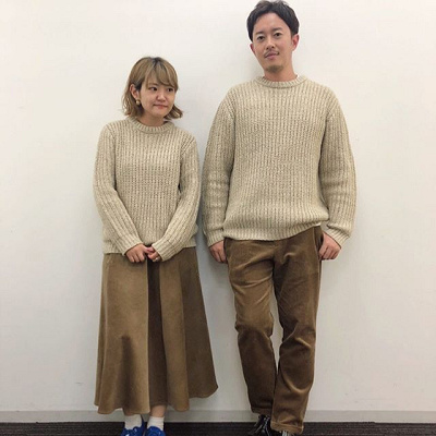 あかるめのざっくりニットコーデ