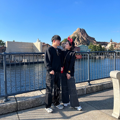 オールブラック