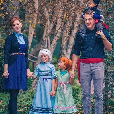 アナ、エルサ、クリストフ、国王、王妃