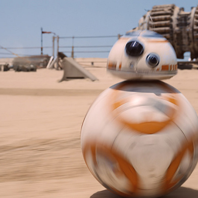 ライトサイドの登場人物を助けてくれるドロイド、BB-8