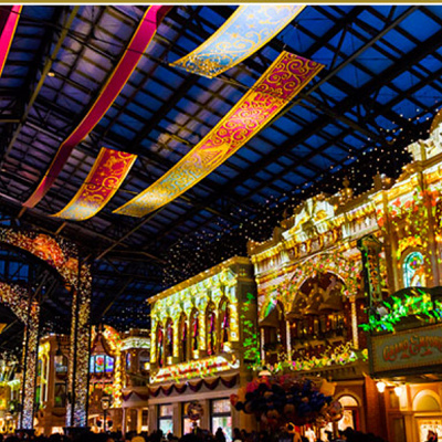 美女と野獣のプロジェクションマッピングの様子