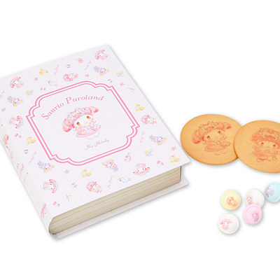 ブック型のお菓子セット