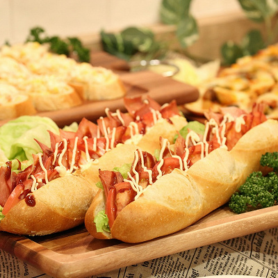 朝食メニュー一例：自分で作るサンドイッチ