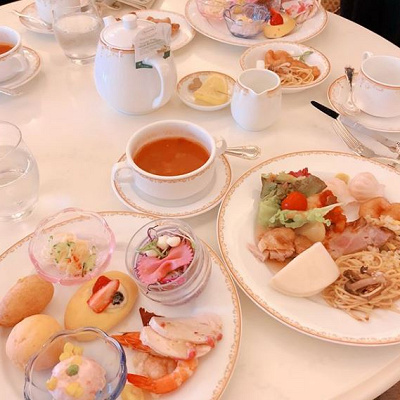 シャーウッドガーデン・レストランのブッフェ