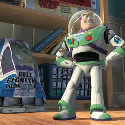 バズ・ライトイヤーの名言⑨：Use your head!