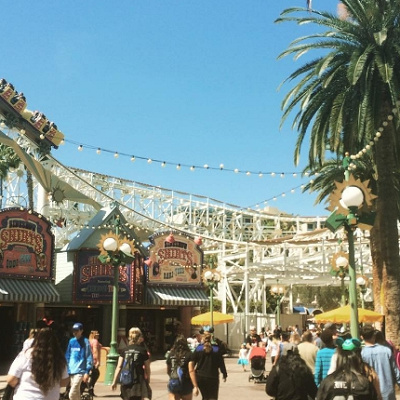 カリフォルニア・アドベンチャーの街並み