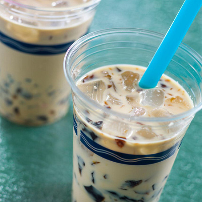 キャラメルミルクカクテル(コーヒーゼリー入り)