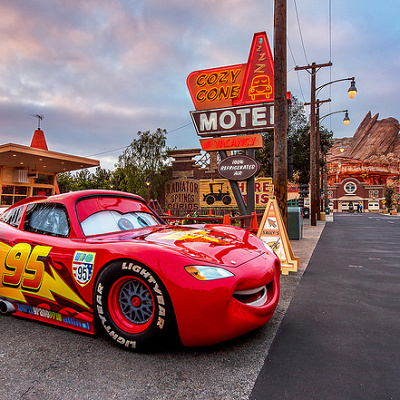 「カーズ」の世界観でいっぱいのカーズランド