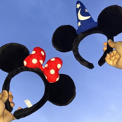定番ミニーとソーサラーミッキー