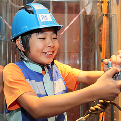 クライミングビルディング／キッザニア