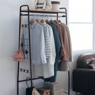 キャスター付きハンガーラック