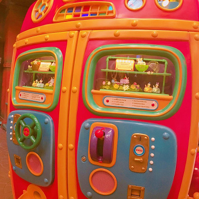 カラフルなかわいいマシン