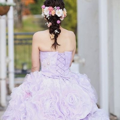 紫のドレスとラプンツェルヘアーの組み合わせ