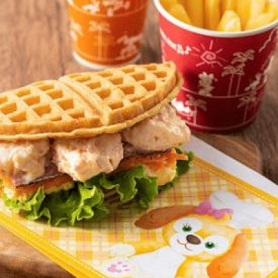 クッキーのグッズ＆メニュー販売へ