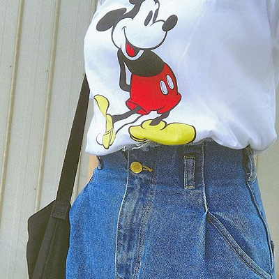 ミッキースタンズグラフィックTを使ったコーデ