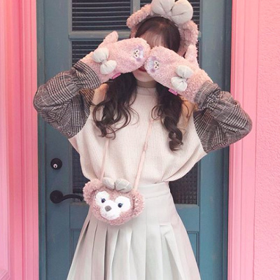 シェリーメイのパスケースを合わせたコーディネート