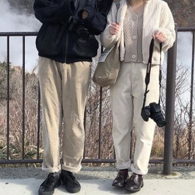 コーデュロイパンツ