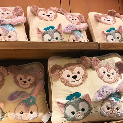 クッション（4,200円）