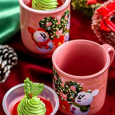 ピンクのカップがかわいい！