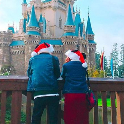 デニムのアウター×タイトスカート