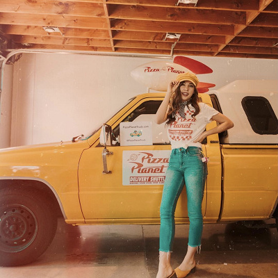 デニムパンツコーデ