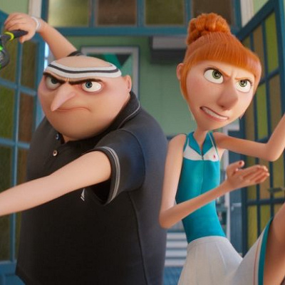 怪盗グルー（左）と妻ルーシー（右）