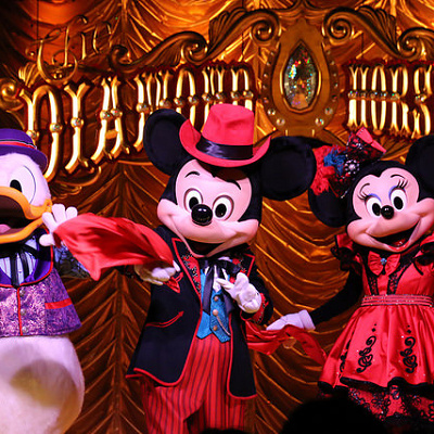 ミッキー、ミニー、ドナルドが登場するディナーショー