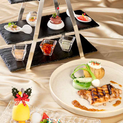 “ディズニー・クリスマス”エンパイア・グリル・ランチ