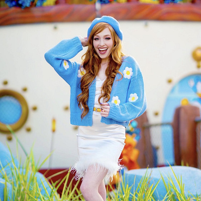 ドナルドダックコーデ（ディズニーキャラクターコーデ）