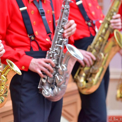 勇敢な消防士たちの演奏をお見逃しなく！