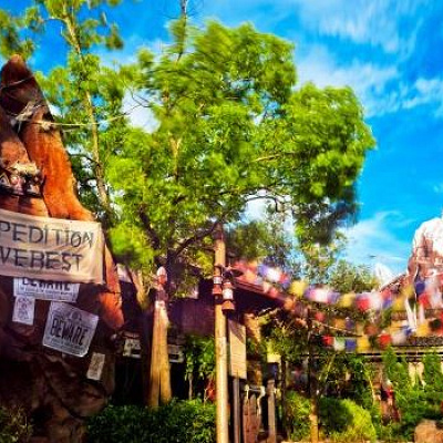 エクスペディション・エベレストのバックグラウンドストーリー