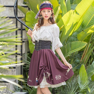 ガーリーなパイレーツワンピ