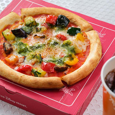 グリル野菜のピザ