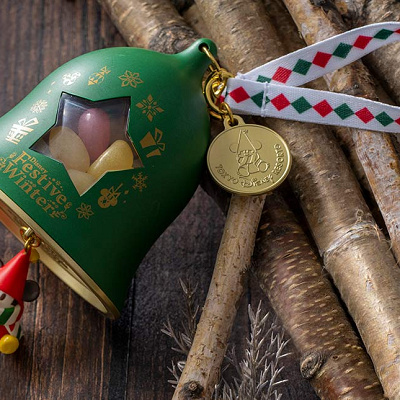 グミキャンディー、ミニスナックケース付き（ディズニークリスマス2023）