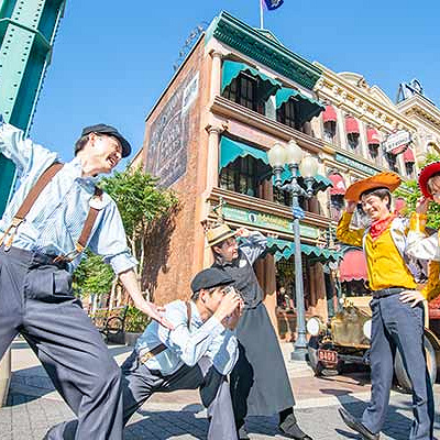 ハロウィーンフェア・イン・ニューヨークの「レポーティング・ フロム・ハロウィーンフェア」