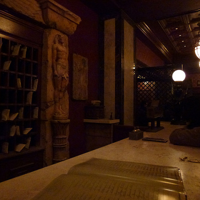 建物の中にも隠れミッキーが