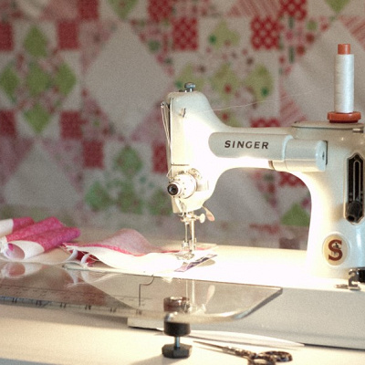 どうやって衣装を調達しよう？