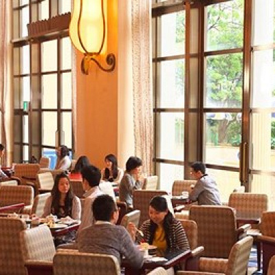 ハイピリオン・ラウンジ