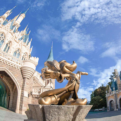 東京ディズニーランド　シンデレラ城前