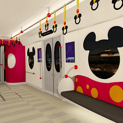 ディズニーリゾートライン新型車両の車内②