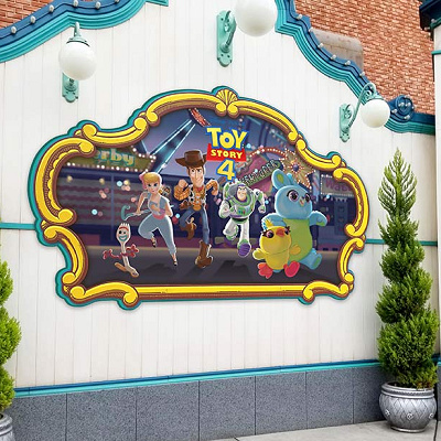 トイビル・トロリーパーク内