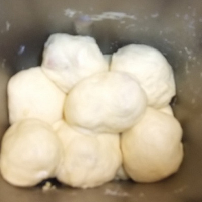 二次発酵でぷくぷく膨らむ