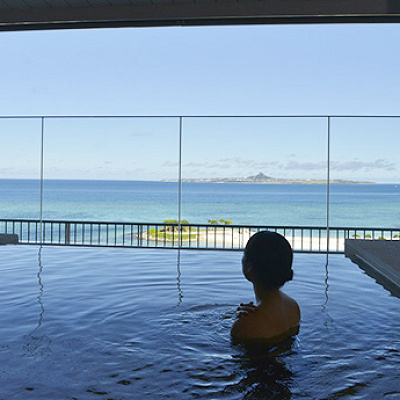 ジュラ紀温泉「美ら海の湯」