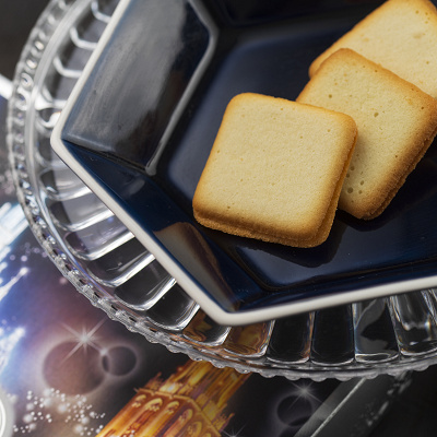 光の王国ホワイトラングドシャ