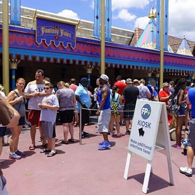 マジックキングダム内のKIOSK（キオスク）