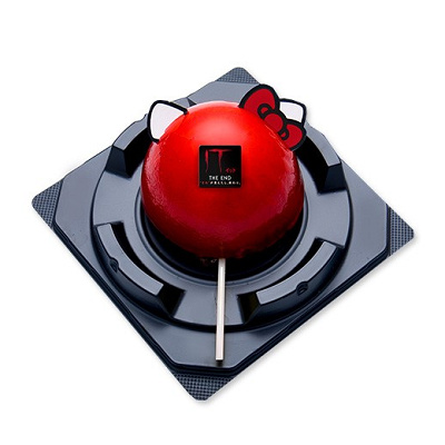 KITTYの赤い風船ムースケーキ