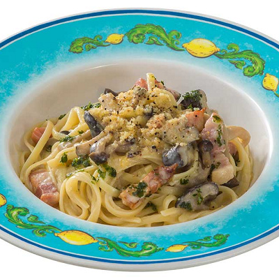 リングイネ、パンチェッタとキノコのクリームソース