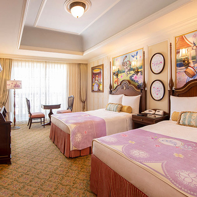 「ちいさなプリンセス ソフィア」スペシャルルームのベッド