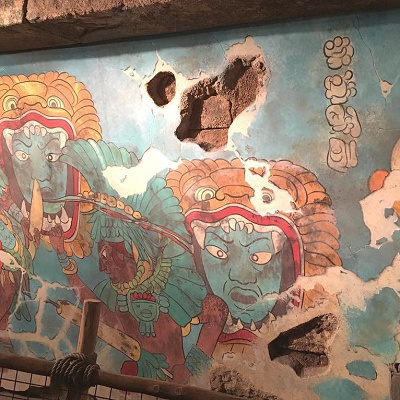 隠れミッキーを探してみよう