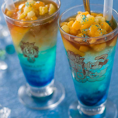 マゼランズ・オリジナルソフトドリンク、コレクタブルグラス付き